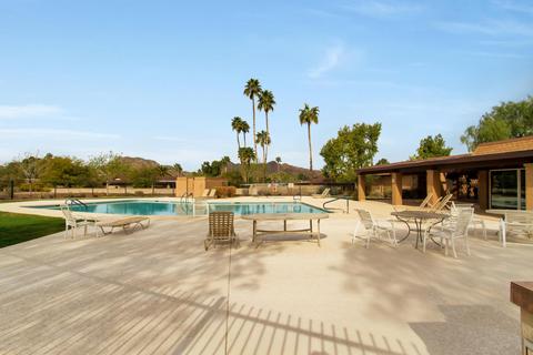 2849 E Mission Ln, Phoenix, AZ 85028 photo 5