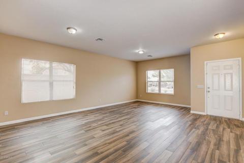 405 E Beth Dr, Phoenix, AZ 85042 photo 4