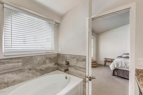 3730 E Morrow Dr, Phoenix, AZ 85050 photo 26