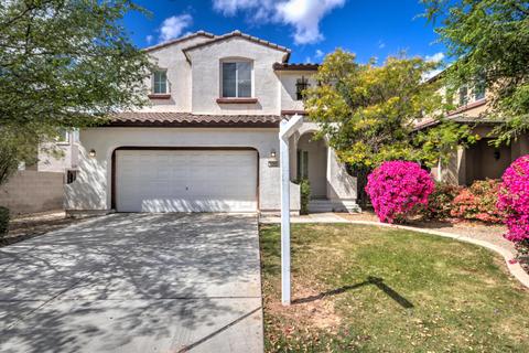 1298 E Julian Dr, Gilbert, AZ 85295 photo 1