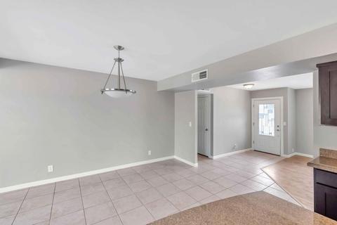 4132 E Cannon Dr, Phoenix, AZ 85028 photo 9