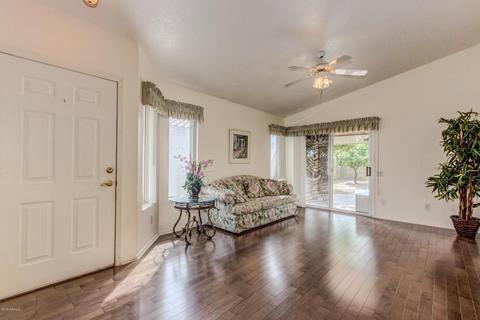 3357 E Lavey Ln, Phoenix, AZ 85032 photo 4