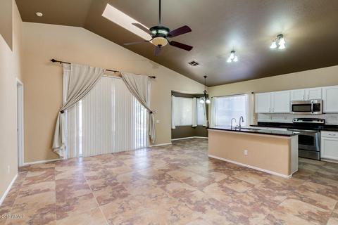 4518 E Desert Wind Dr, Phoenix, AZ 85044 photo 9