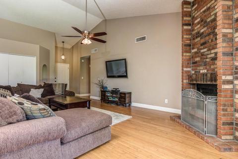 15809 N 39th Pl, Phoenix, AZ 85032 photo 4
