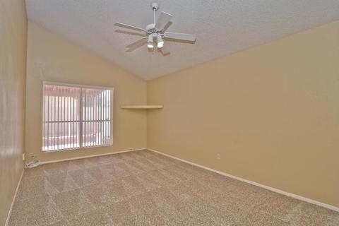 421 E Kerry Ln, Phoenix, AZ 85024 photo 9