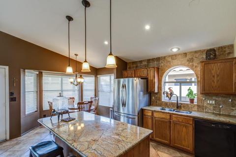 4540 E Thistle Landing Dr, Phoenix, AZ 85044 photo 9