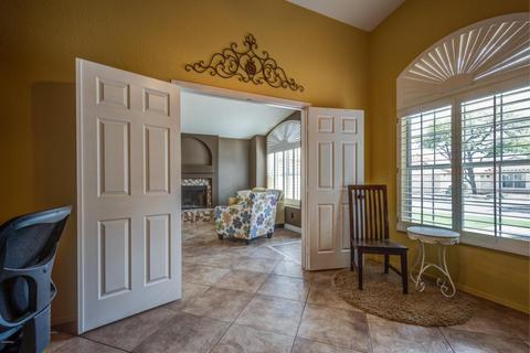 4540 E Thistle Landing Dr, Phoenix, AZ 85044 photo 6