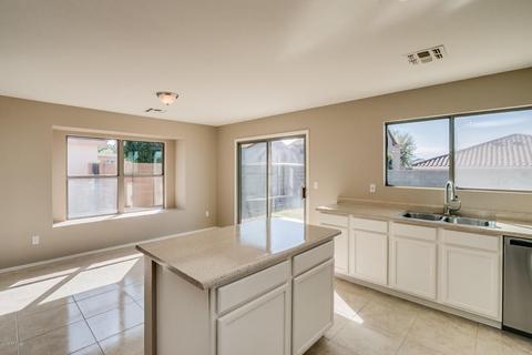 10557 E Balmoral Ave, Mesa, AZ 85208 photo 6