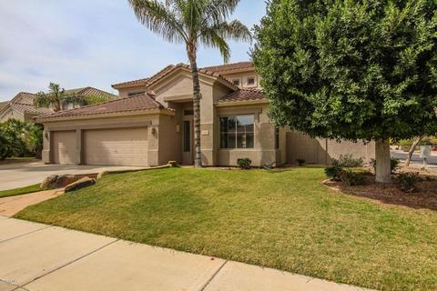 620 S Boulder Ct, Gilbert, AZ 85296 photo 3