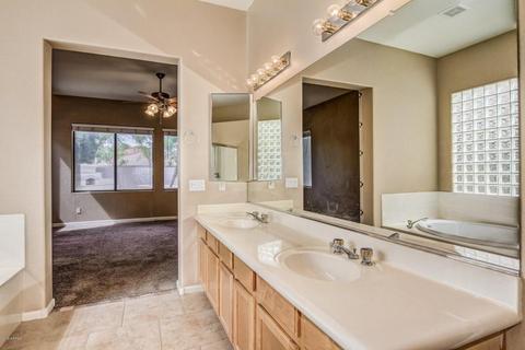 620 S Boulder Ct, Gilbert, AZ 85296 photo 26