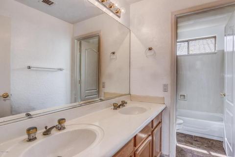 620 S Boulder Ct, Gilbert, AZ 85296 photo 40