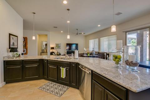 2438 E Lindrick Dr, Gilbert, AZ 85298 photo 3