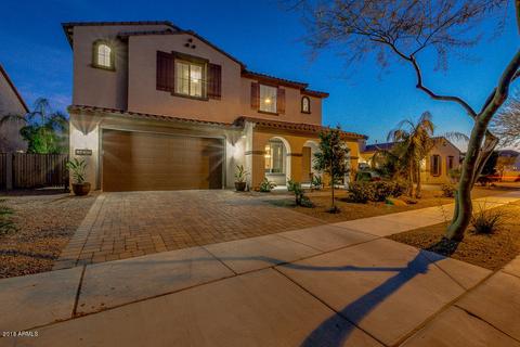 3923 E Canyon Pl, Chandler, AZ 85249