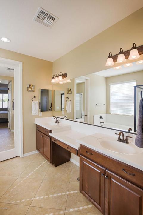 2596 E Orleans Dr, Gilbert, AZ 85298 photo 13