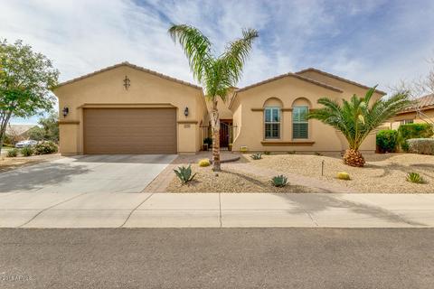 6720 S Lyon Dr, Gilbert, AZ 85298 photo 1