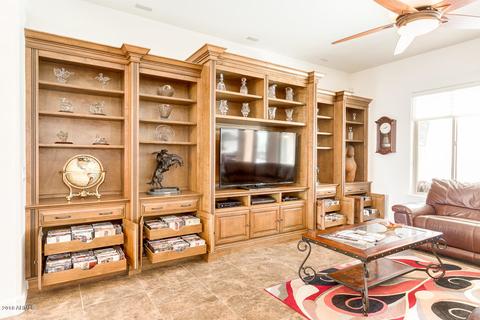 6720 S Lyon Dr, Gilbert, AZ 85298 photo 12