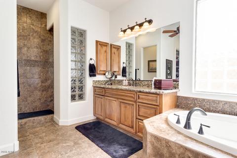 6720 S Lyon Dr, Gilbert, AZ 85298 photo 34