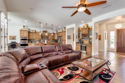 6720 S Lyon Dr, Gilbert, AZ 85298 photo 8