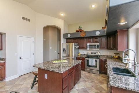 22826 N Romo Loop, Phoenix, AZ 85027 photo 9