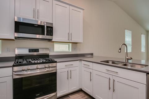 5346 W Hackamore Dr, Phoenix, AZ 85083 photo 7