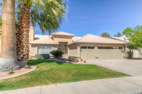 1332 Encinas Ave, Gilbert, AZ 85234 photo 1