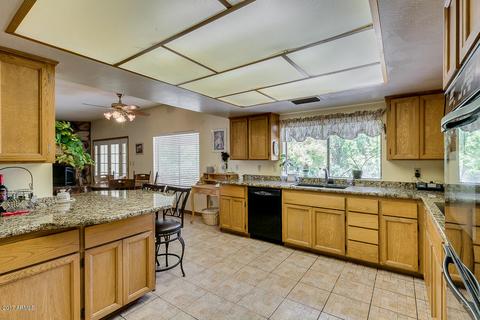 2122 E Redmon Dr, Tempe, AZ 85283 photo 11