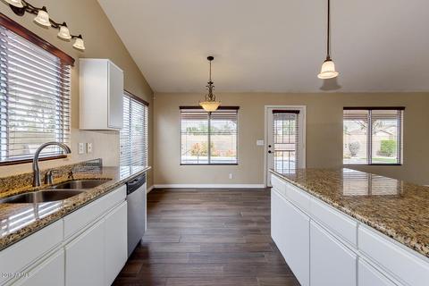 2030 E Brooks St, Gilbert, AZ 85296 photo 8