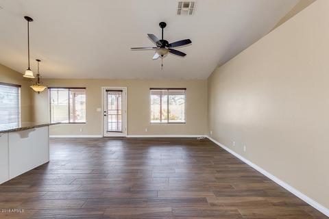2030 E Brooks St, Gilbert, AZ 85296 photo 3