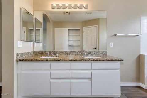 2030 E Brooks St, Gilbert, AZ 85296 photo 24