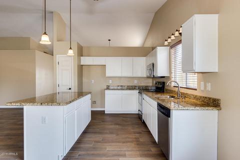2030 E Brooks St, Gilbert, AZ 85296 photo 2