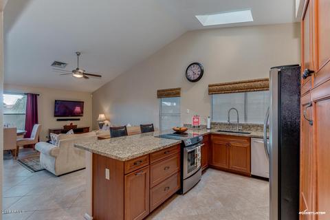3859 E Nambe St, Phoenix, AZ 85044 photo 2