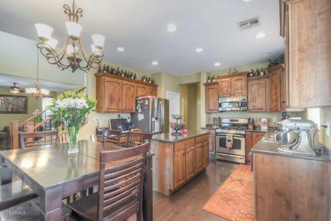 4462 E Maplewood St, Gilbert, AZ 85297 photo 13