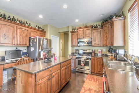 4462 E Maplewood St, Gilbert, AZ 85297 photo 11
