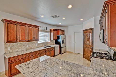 2909 E Beardsley Rd, Phoenix, AZ 85050 photo 13