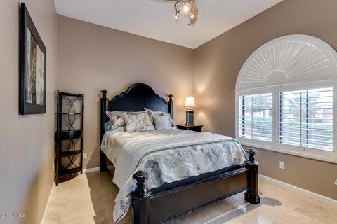 579 E Gail Dr, Gilbert, AZ 85296 photo 32