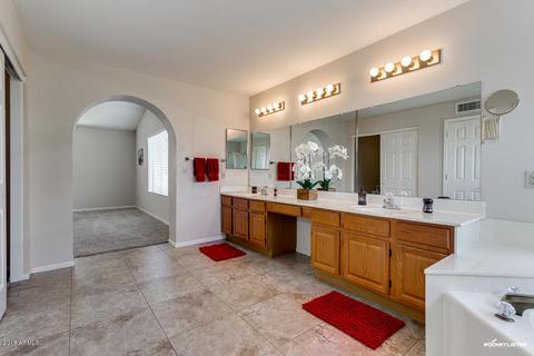 438 E Silver Creek Rd, Gilbert, AZ 85296 photo 6