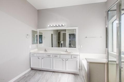 647 E Ranch Rd, Gilbert, AZ 85296 photo 15