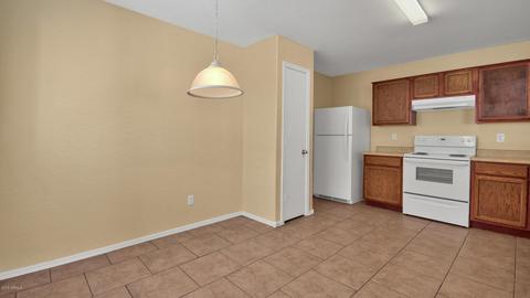 3205 S 79th Dr, Phoenix, AZ 85043 photo 13