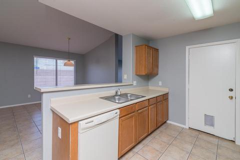 8603 E Carol Ave, Mesa, AZ 85208 photo 4