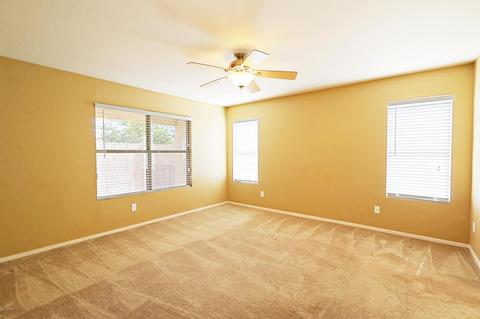 4701 E Abraham Ln, Phoenix, AZ 85050 photo 9