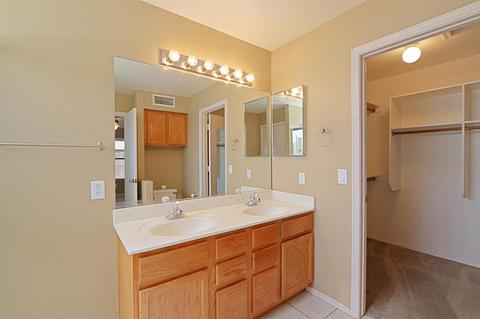 4701 E Abraham Ln, Phoenix, AZ 85050 photo 11