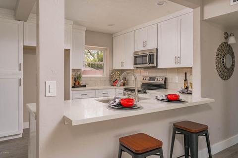3411 N 26th Pl, Phoenix, AZ 85016 photo 10