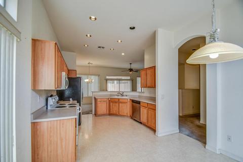 4669 E Apricot Ln, Gilbert, AZ 85298 photo 17