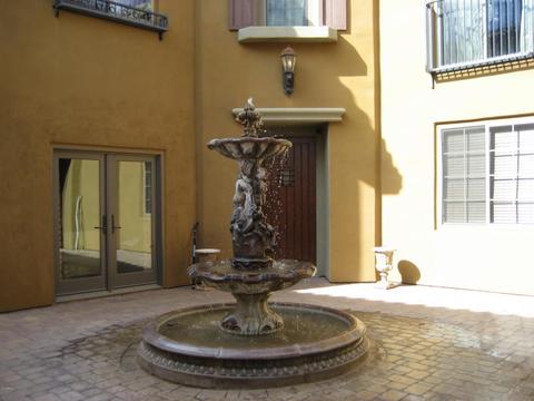3749 E Donald Dr, Phoenix, AZ 85050 photo 1