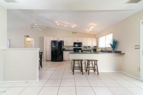 4829 E Desert View Dr, Phoenix, AZ 85044 photo 6
