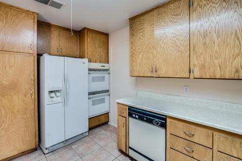 556 W 3rd Pl, Mesa, AZ 85201 photo 9