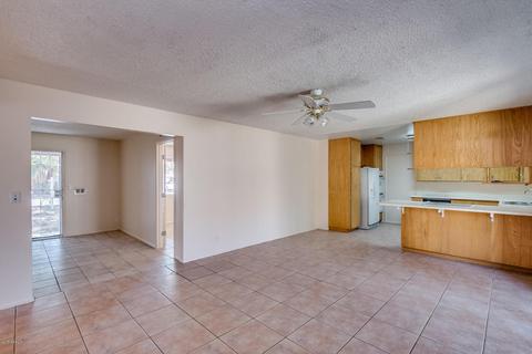556 W 3rd Pl, Mesa, AZ 85201 photo 4