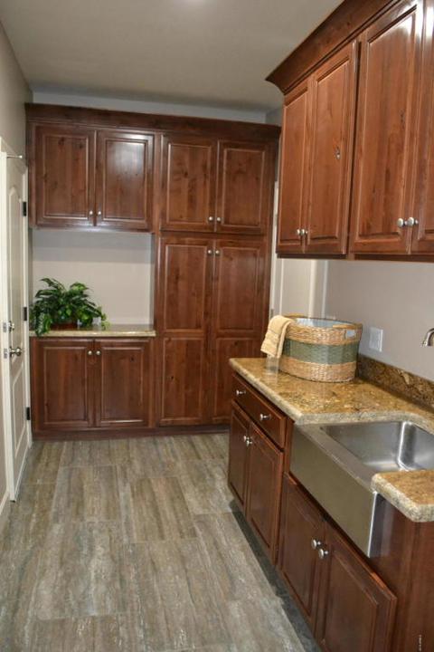 10742 E Hillview St, Mesa, AZ 85207 photo 24