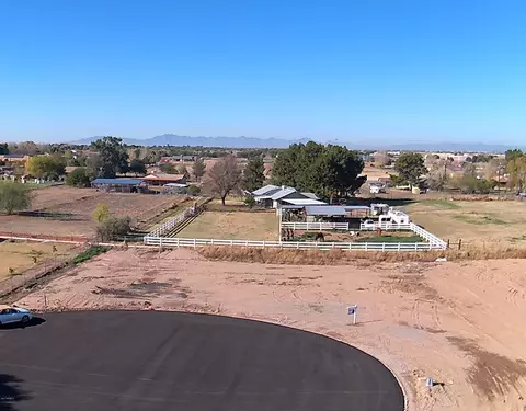 2376 E Twin Acres Ct #-, Gilbert, AZ 85298 photo 8
