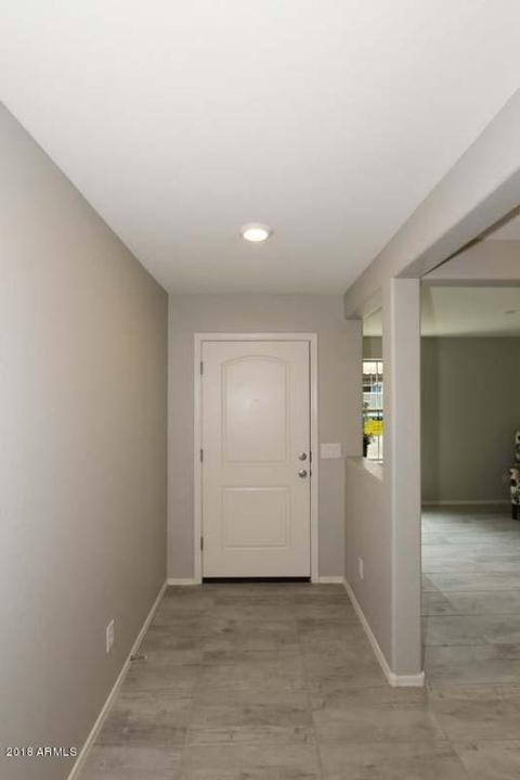 49 E Liberty Ln, Gilbert, AZ 85296 photo 4